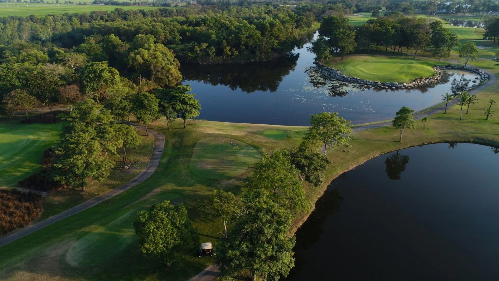 Lotus Valley Golf golf course photo 2