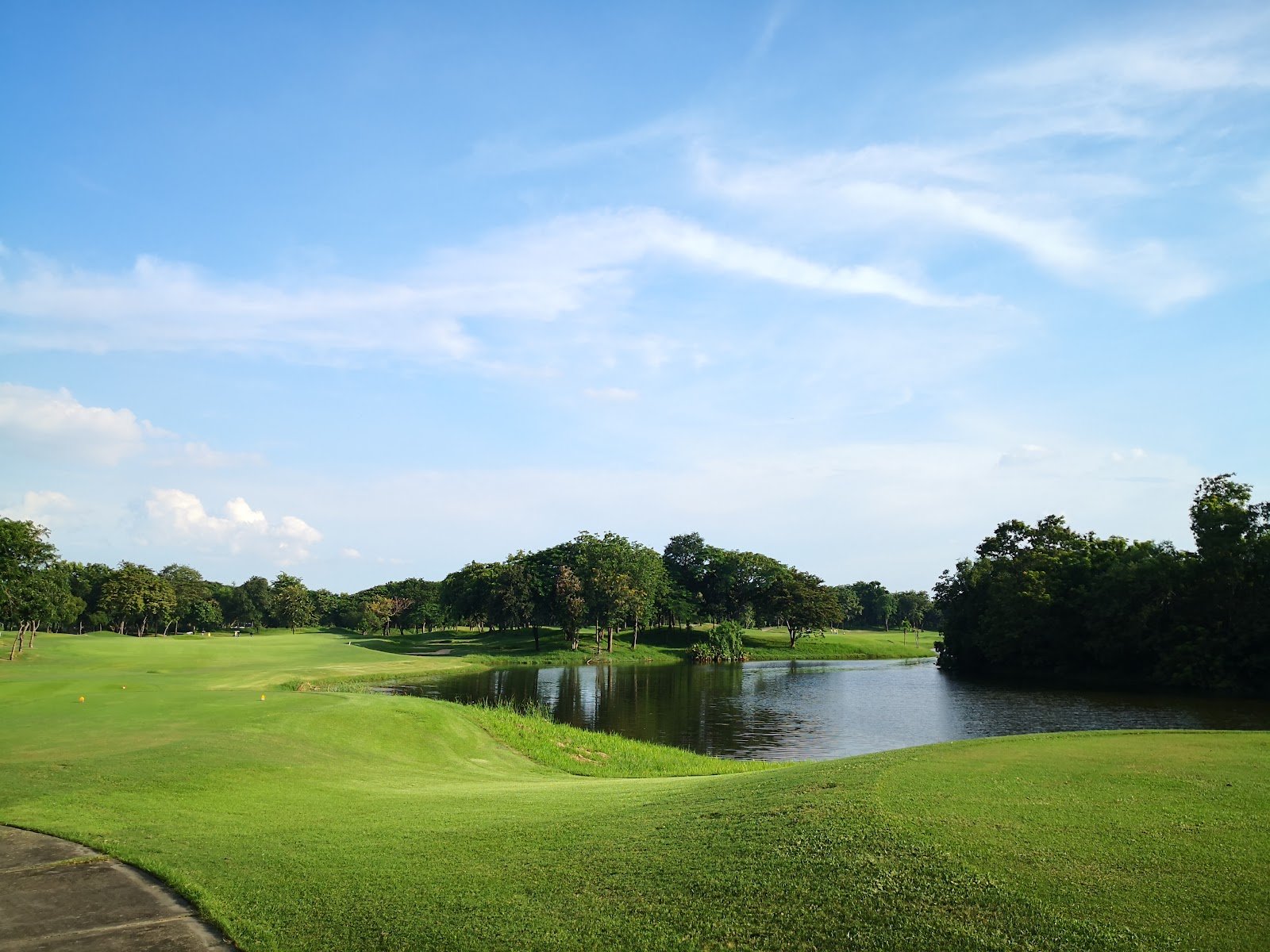 Bangsai Country Club golf course photo 2