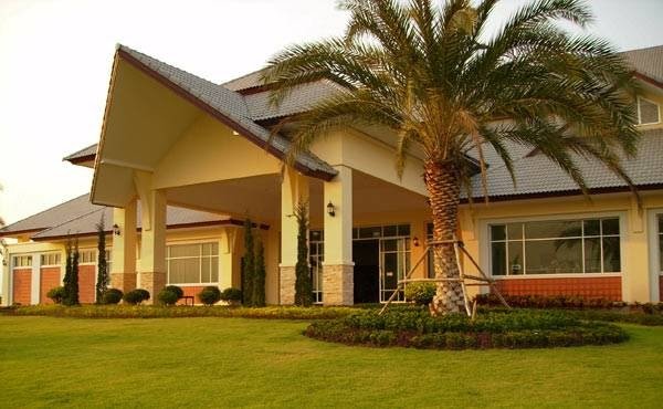 Rachakram Golf Club golf course photo 6