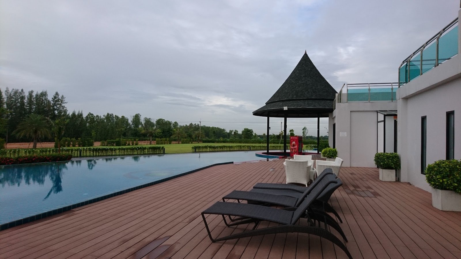 Sunrise Lagoon Hotel and Golf golf course photo 6