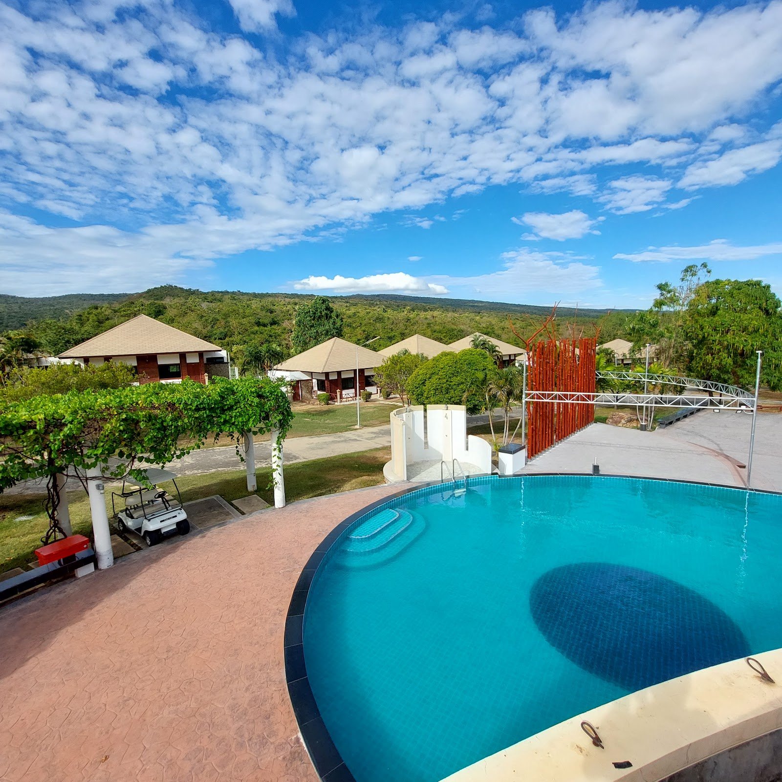 Narai Hill Golf and Country Club golf course photo 4