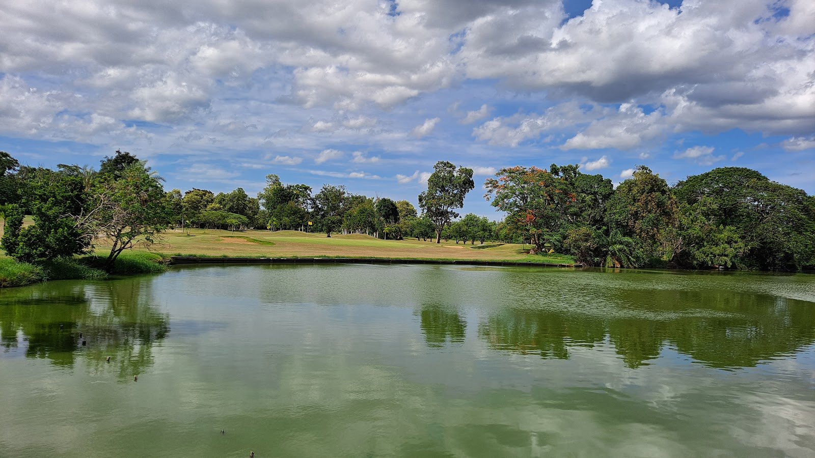 Royal Thai Air Force Golf Course (Thong Yai) golf course photo 2