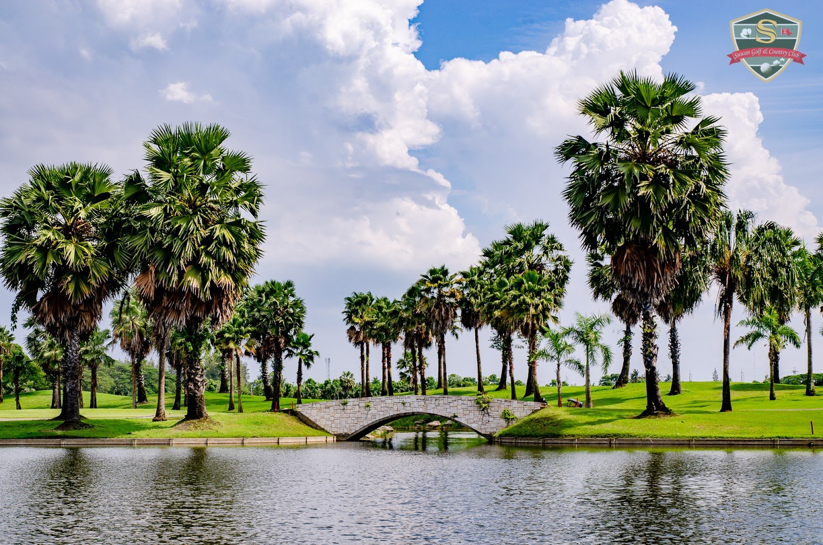 Suwan Golf and Country Club