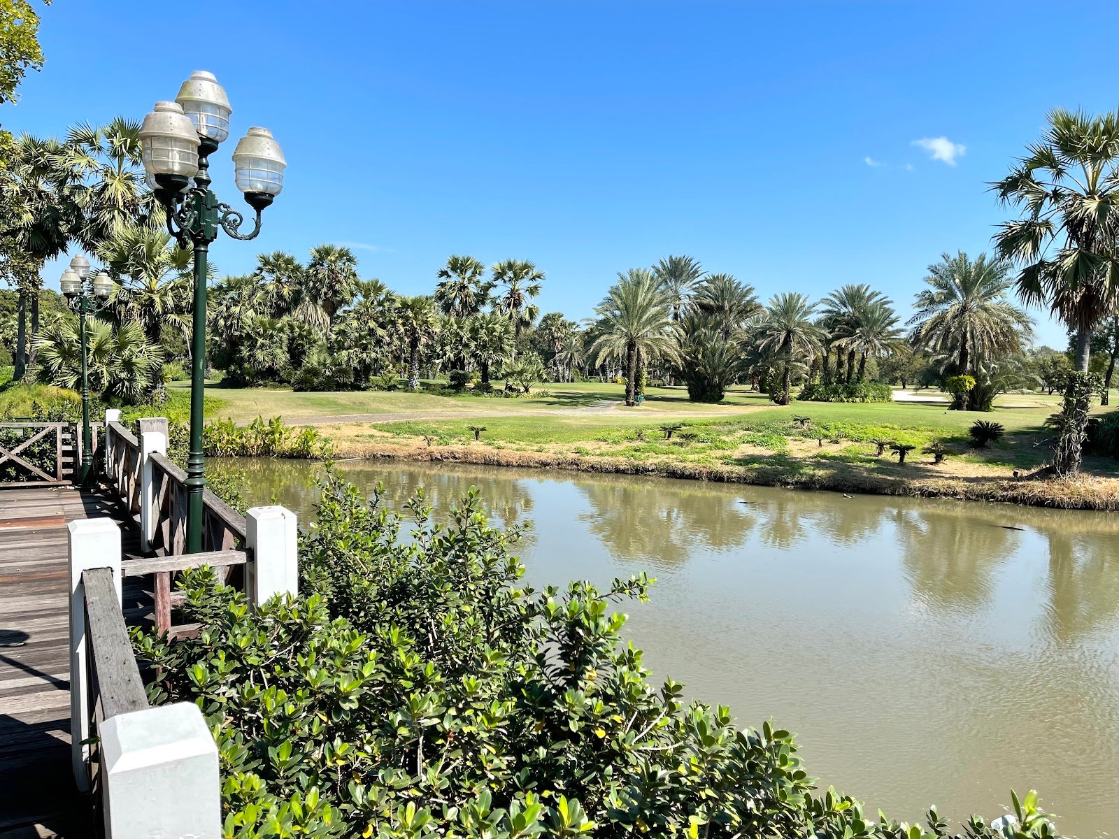 Krung Kavee Golf Course and Country Club golf course photo 3