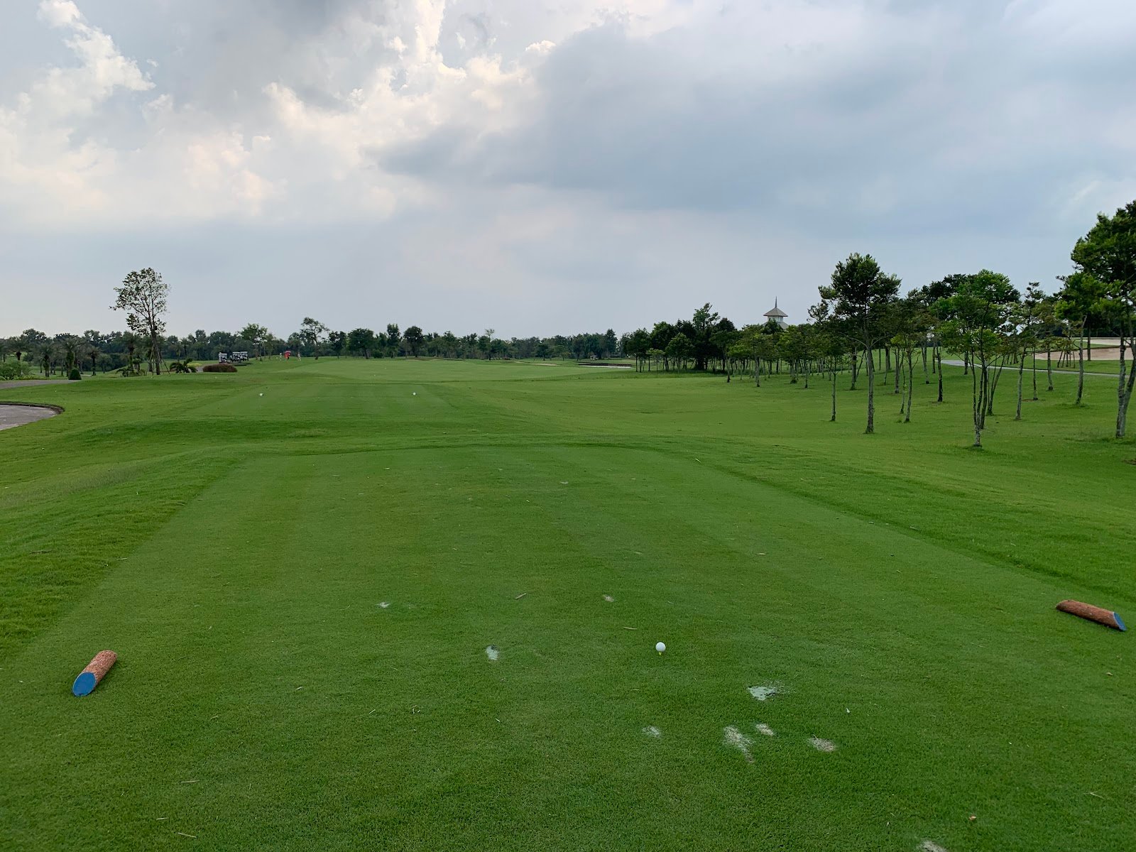 The RG City Golf Club - Dream Arena golf course photo 2