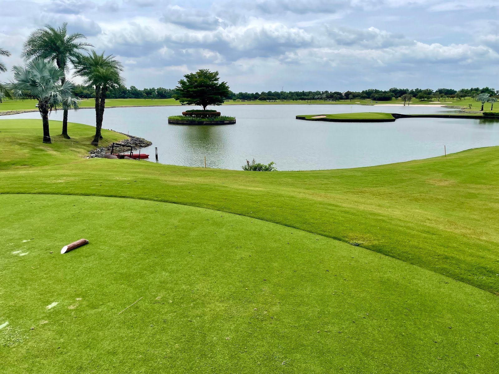 The RG City Golf Club - Dream Arena golf course photo 3