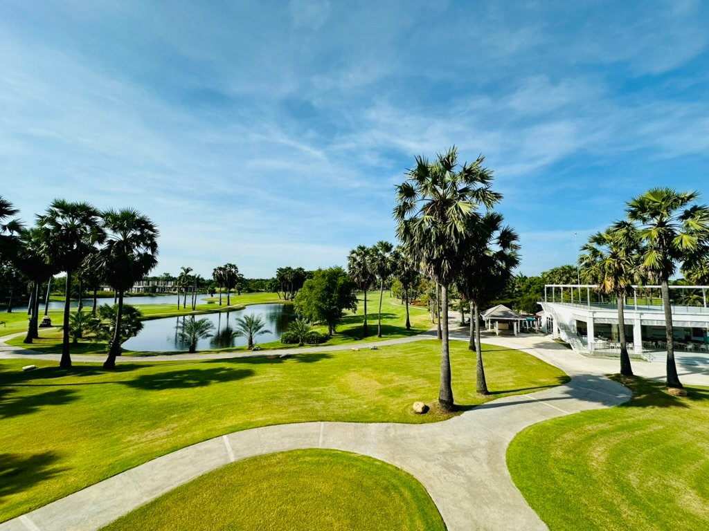 Lakewood Country Club golf course photo 6