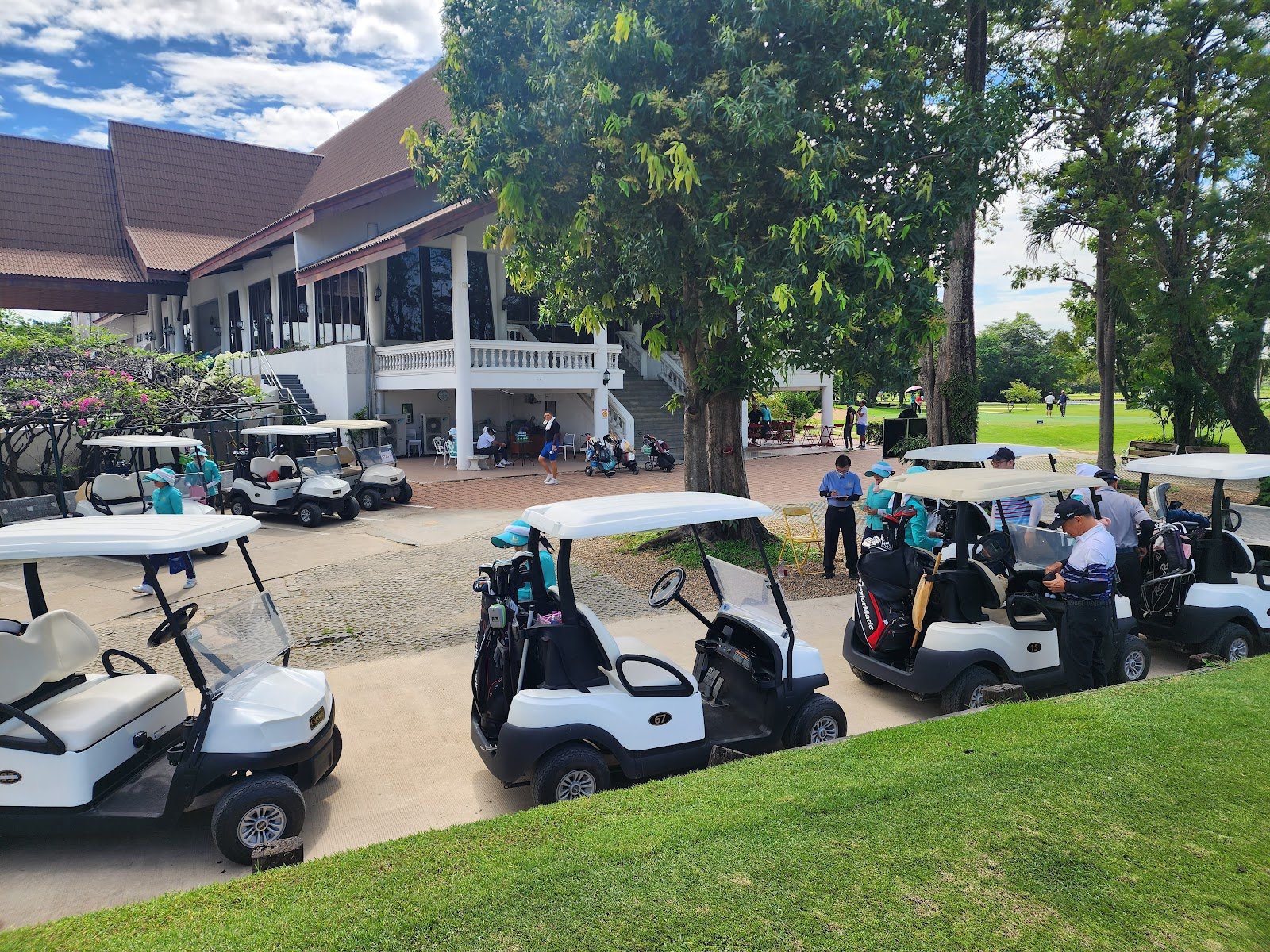 Ekachai Golf and Country Club golf course photo 8
