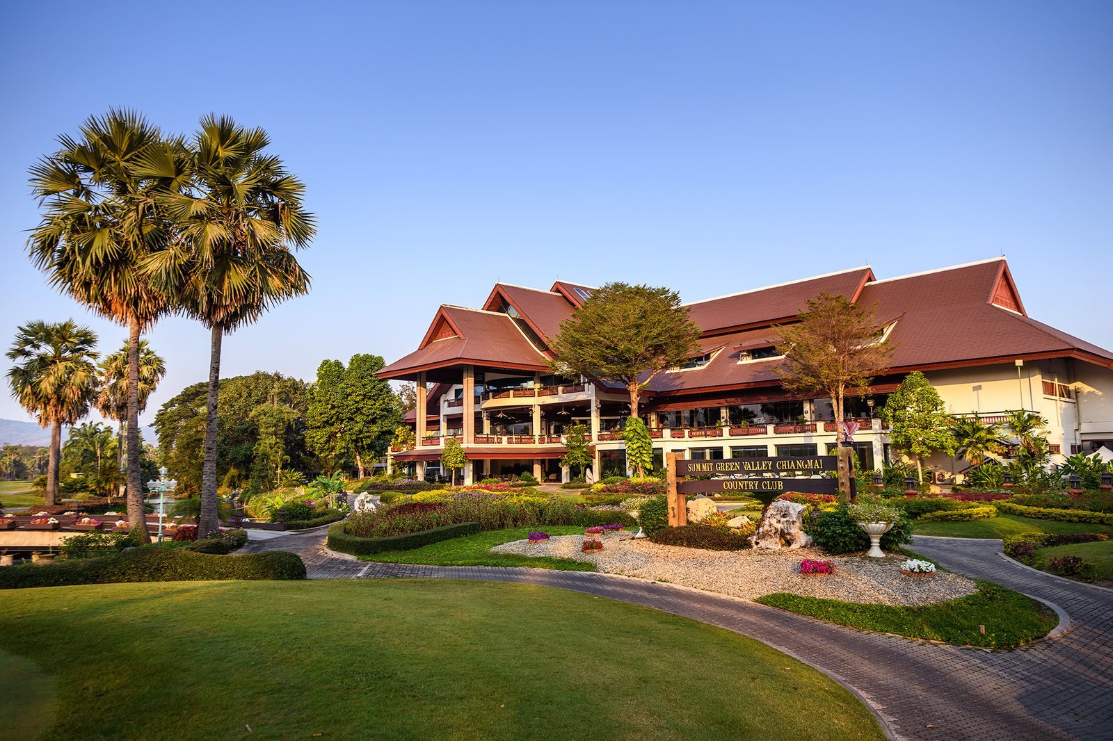 Summit Green Valley course view
