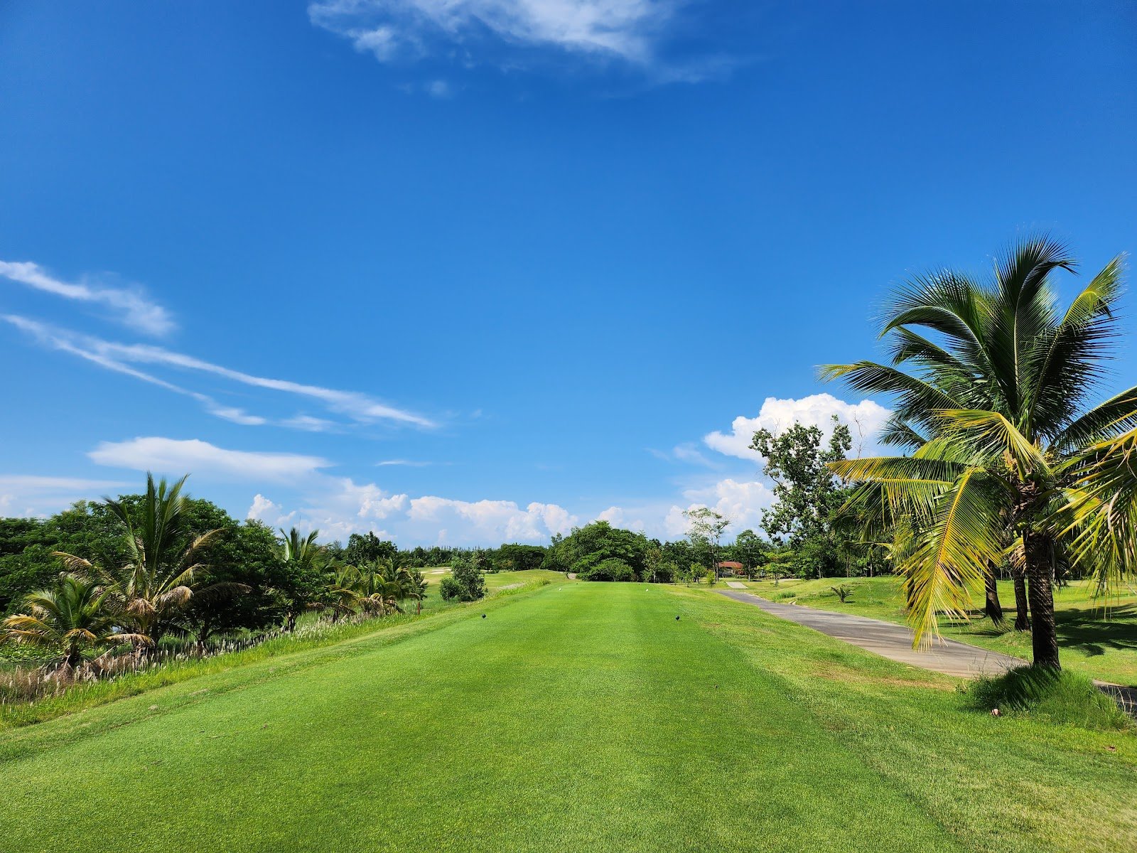 Hariphunchai Golf Club golf course photo 2