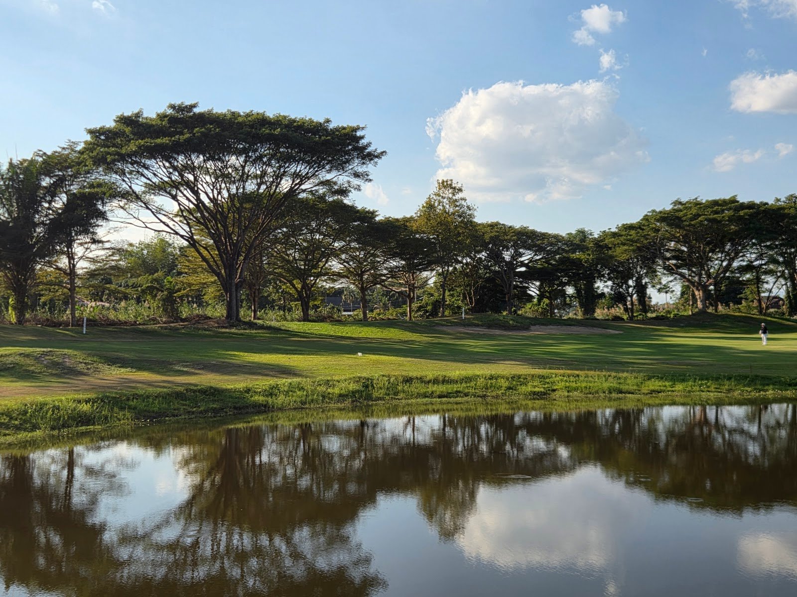 Happy City Golf golf course photo 8