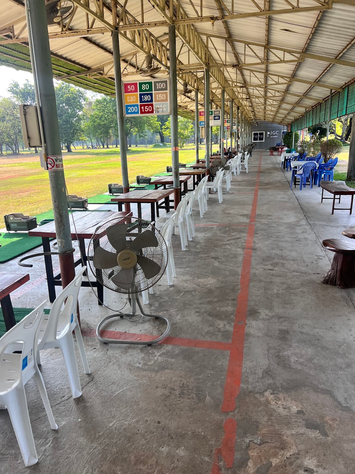 Jiraprawat Golf Course golf course photo 8