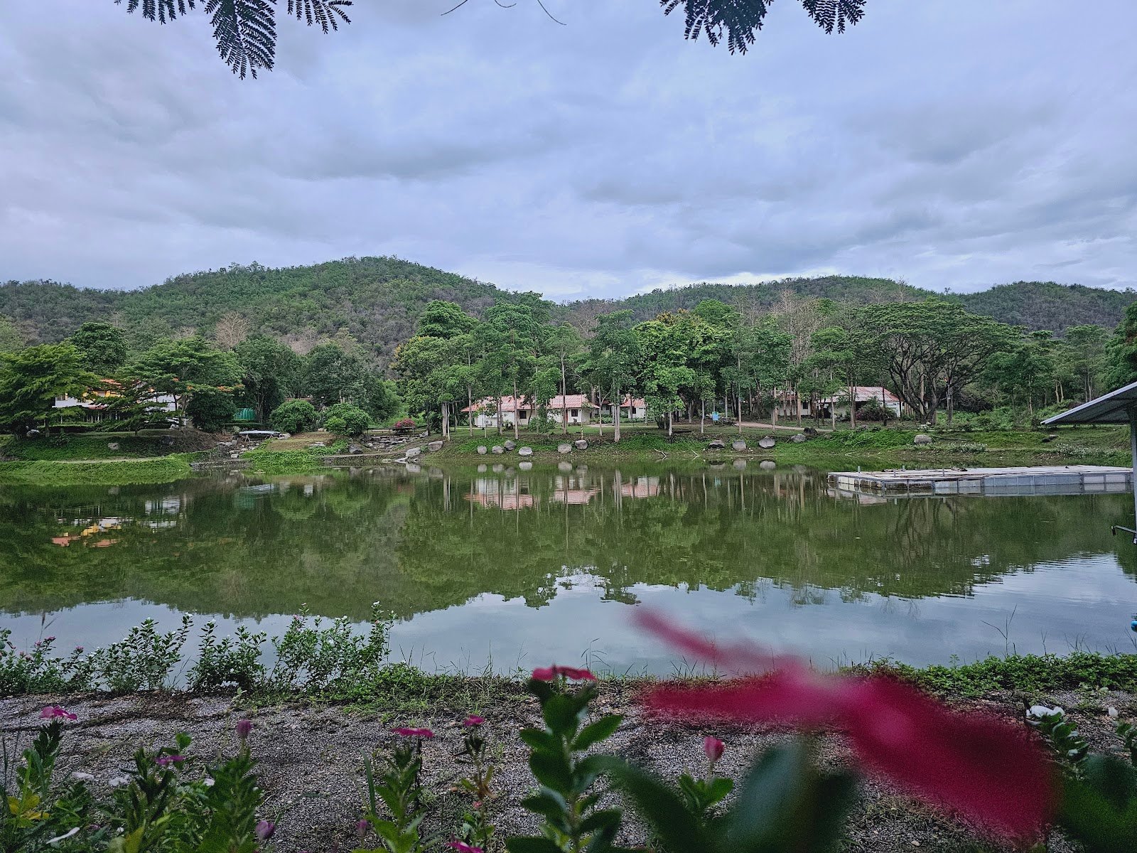 Kaeng Krachan Country Club and Resort golf course photo 7