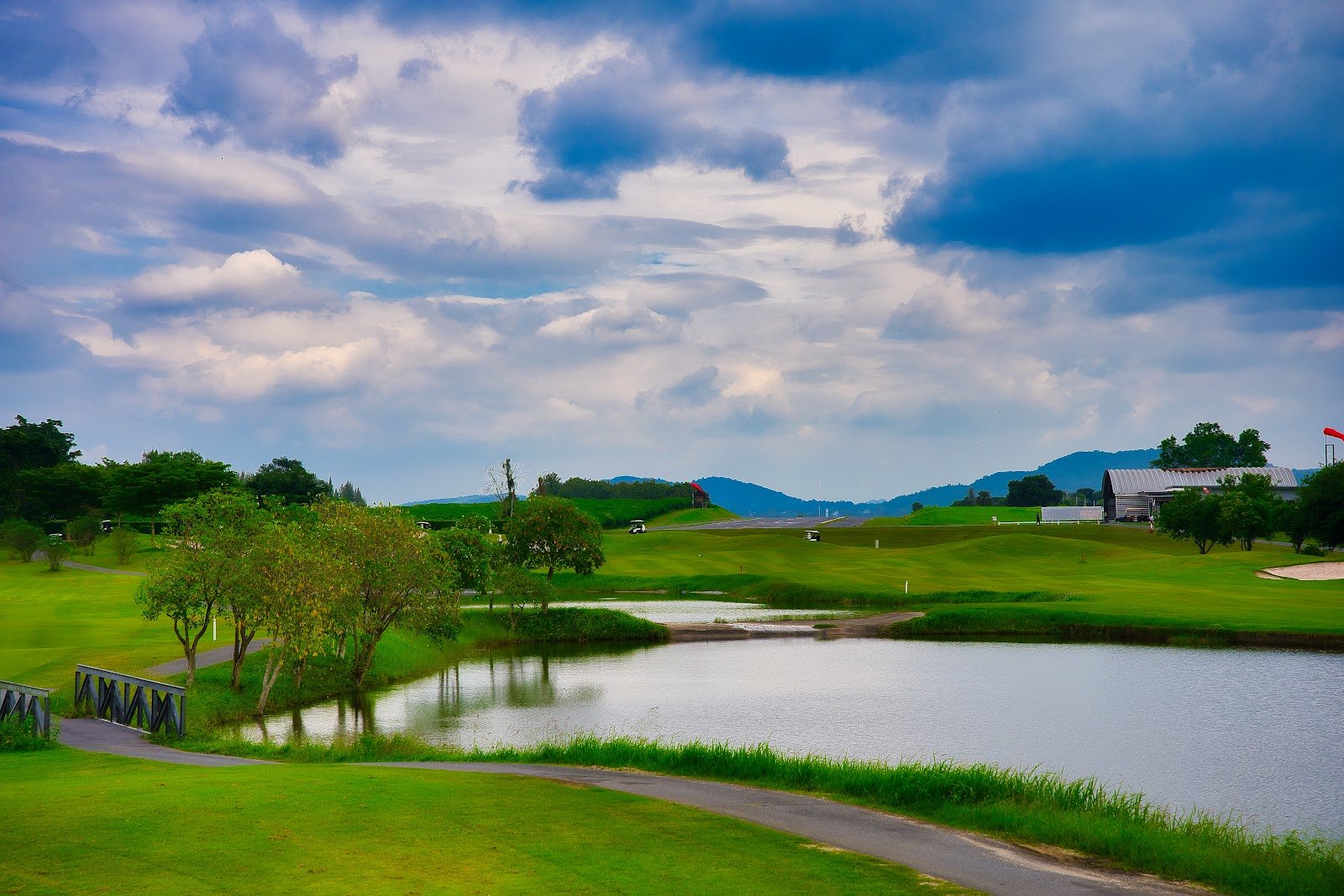 Rancho Charnvee Country Club golf course photo 2