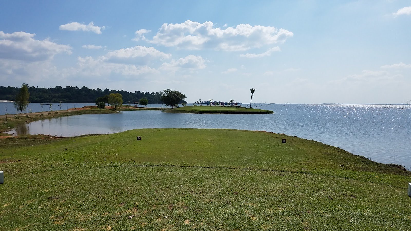 Sirindhorn Dam Golf Course golf course photo 3
