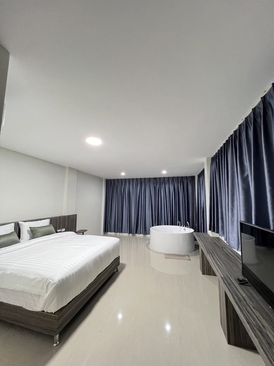 Suite room at Royal Creek Golf Club and Resort