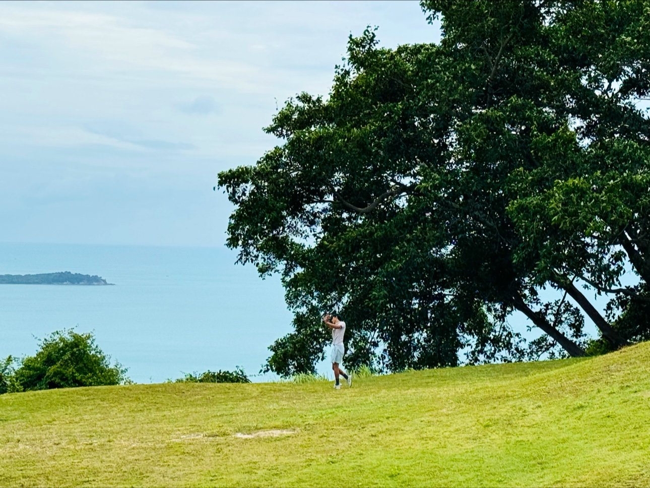 Royal Samui Golf and Country Club golf course photo 8
