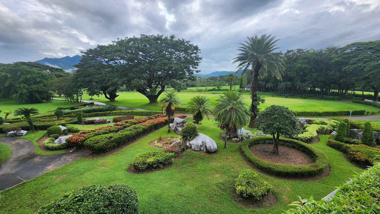 Forest Hills Country Club (Sir James Country Club) golf course photo 8