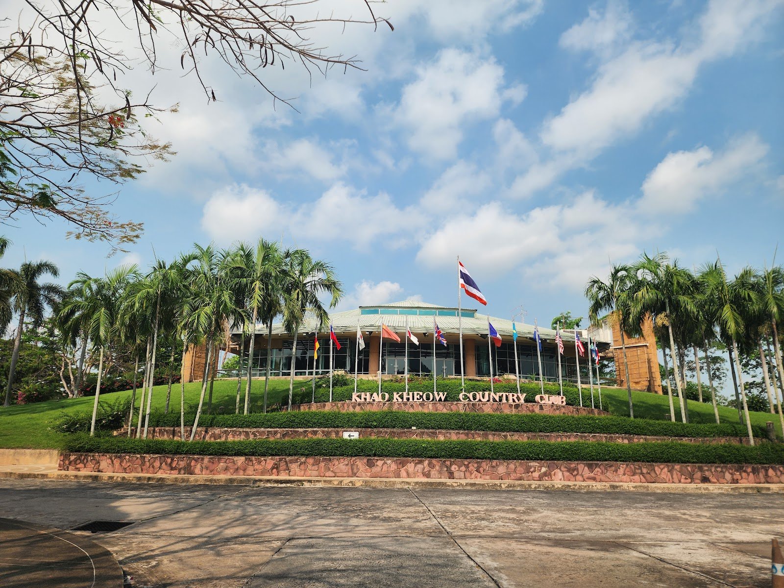 Khao Kheow CC golf course photo 6