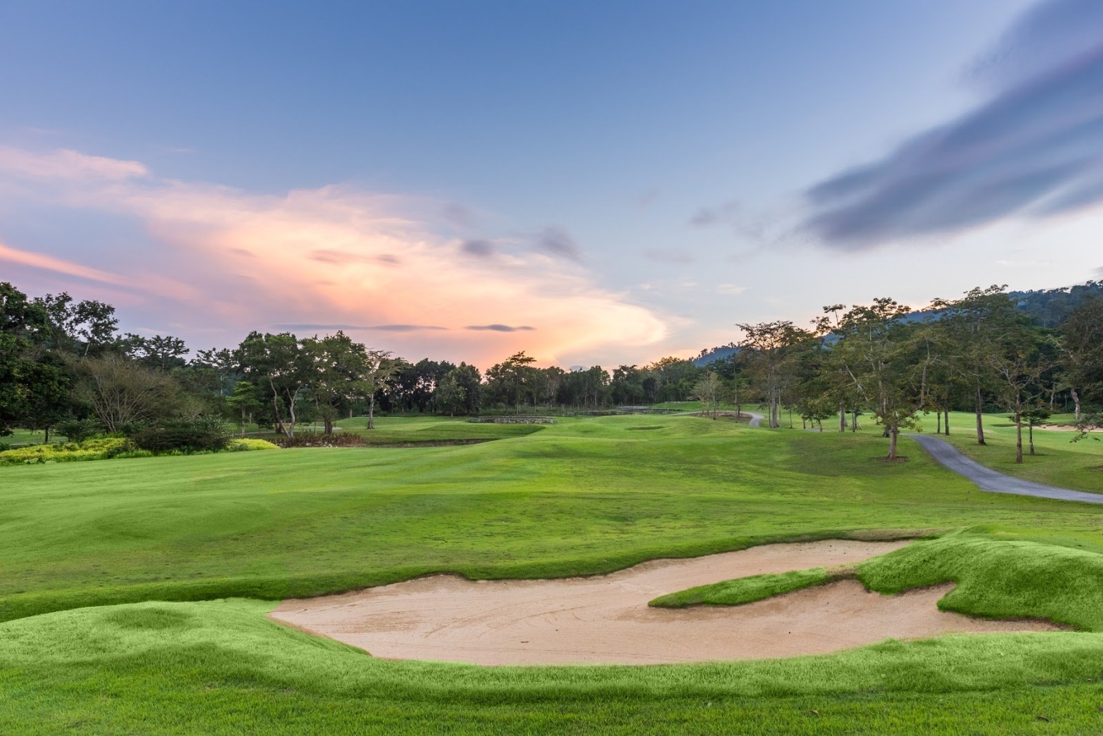 Chatrium Golf Resort Soi Dao Chanthaburi golf course photo 3
