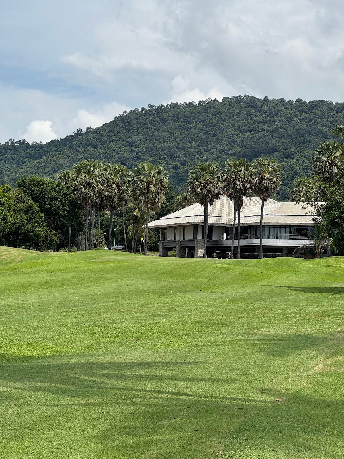 Mountain Shadow golf course photo 4