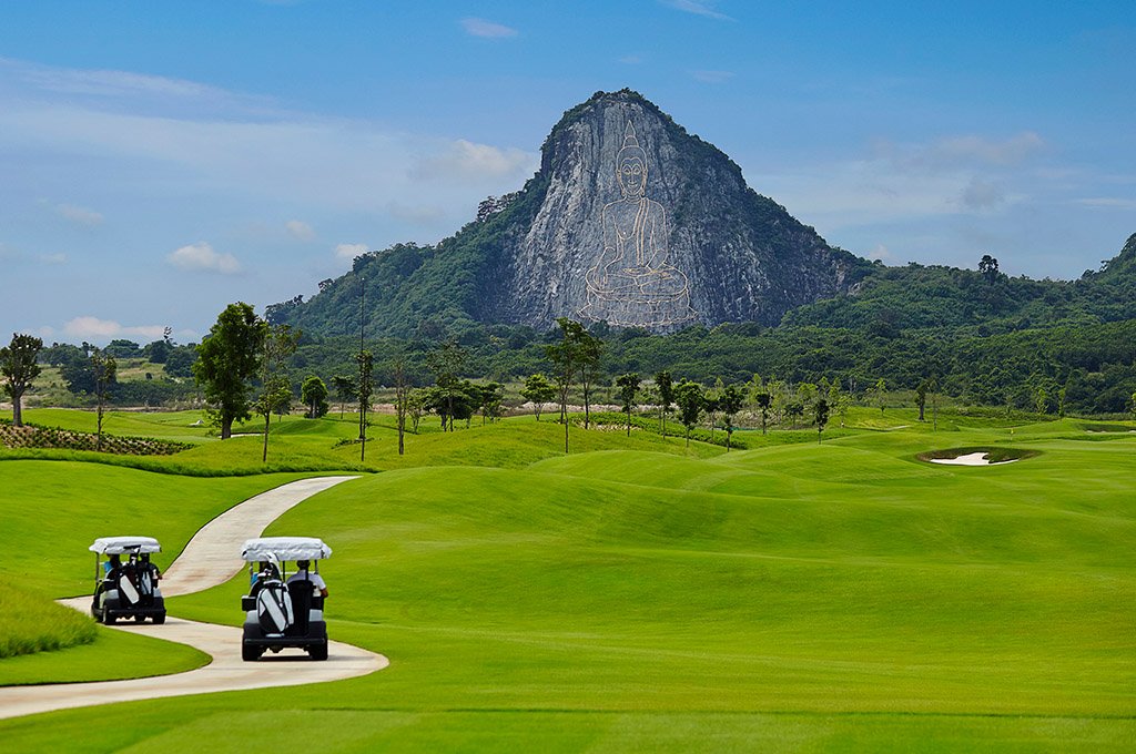 Pattaya golf course photo 4