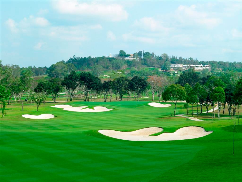 Pattaya golf course photo 8