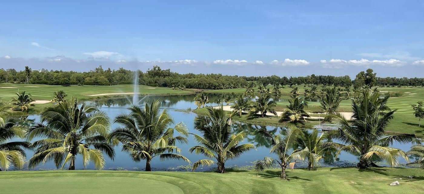 Royal Bangpa In Golf Course