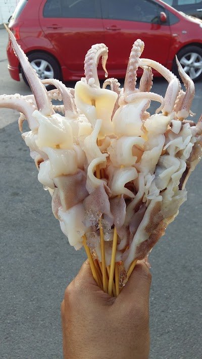 ตลาดนัดอาหาร หมู่บ้านพฤษา บางกะดี-ติวานนท์