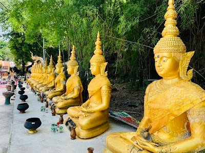 Wat Tham Khiritham