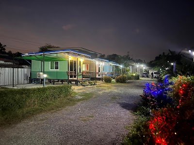 ห้องพักรายวัน 390/วัน (น้องโน็ตรีสอร์ท)