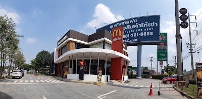McDonald's phahonyothin branch