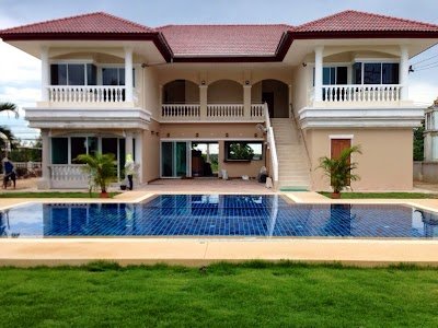 East Shore Pattaya Resort