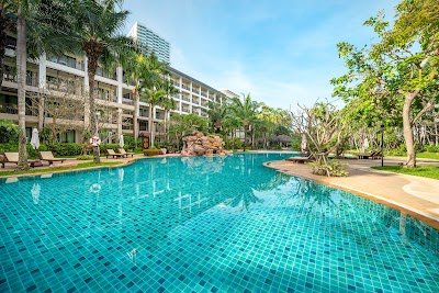 Ravindra Beach Resort & Spa