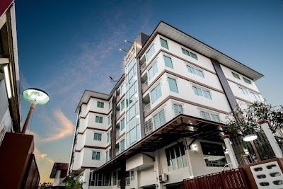 OYO 364 Winner Sriracha Serviced Apartment