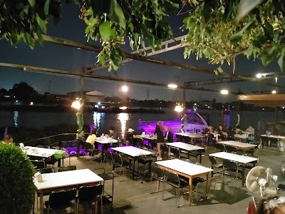 Wine Port ไวน์พอร์ทริมน้ำ