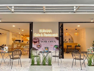 Eurana Cafe & Restaurant