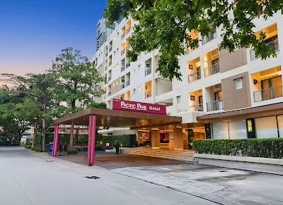 Pacific Park Hotel