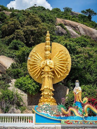 Wat Khao Takiap