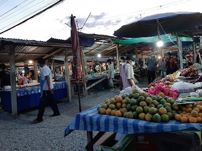 ตลาดนัดทับใต้