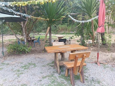 Ahlin Cafe And Camping🏕️