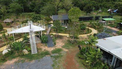โรงแรมบ้านสวนดอกไม้ กบินทร์บุรี